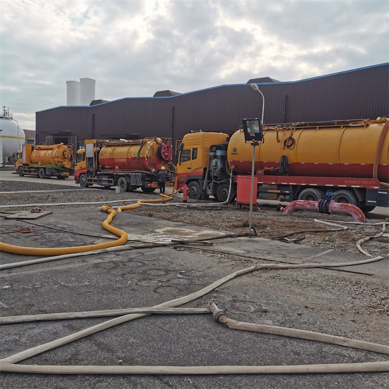 田东污水池清理