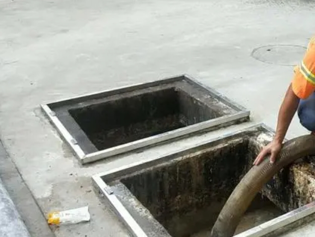 田东化粪池清理